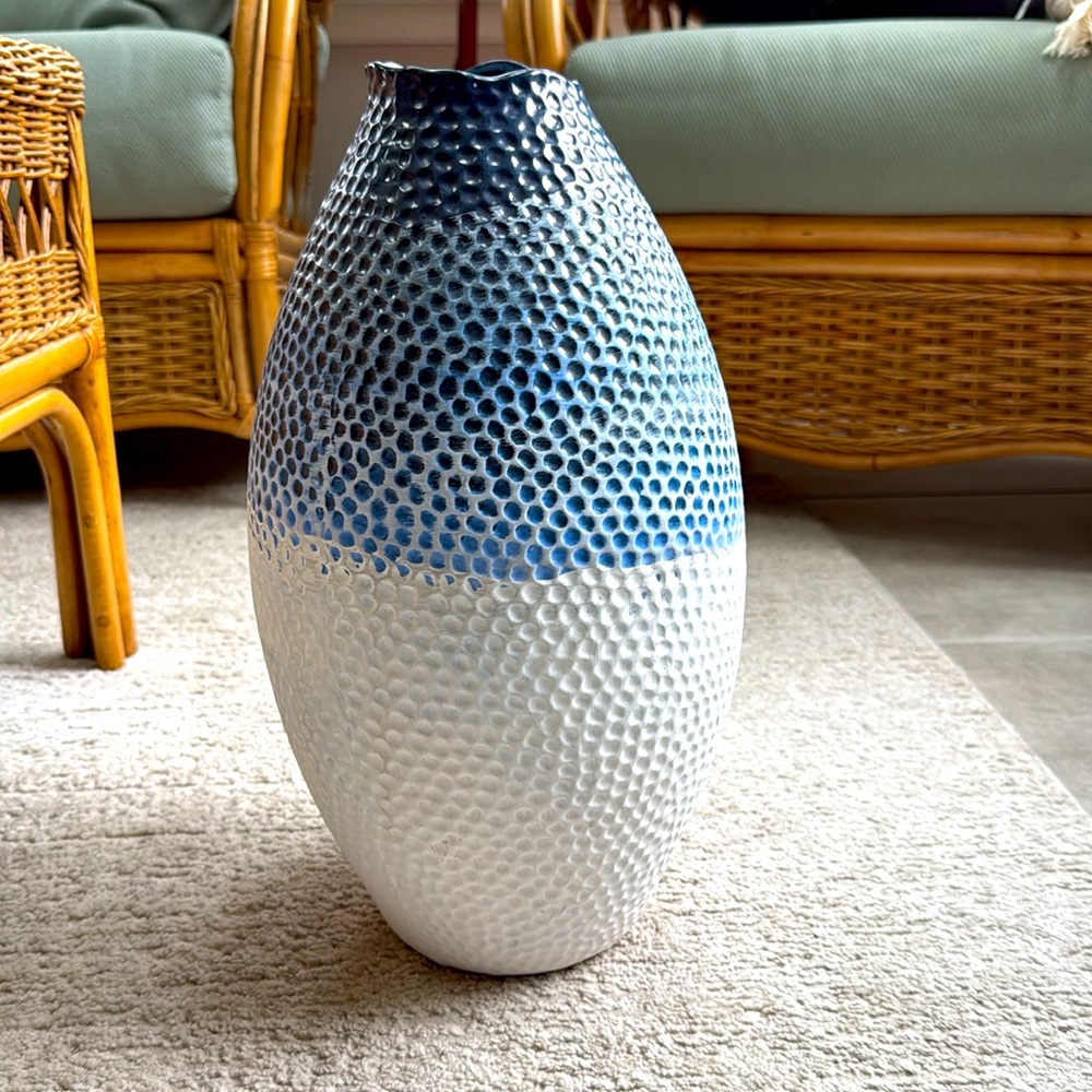 *LIKE NEW* Rockfish Large Ceramic Vase - Navy Blue to White Gradient